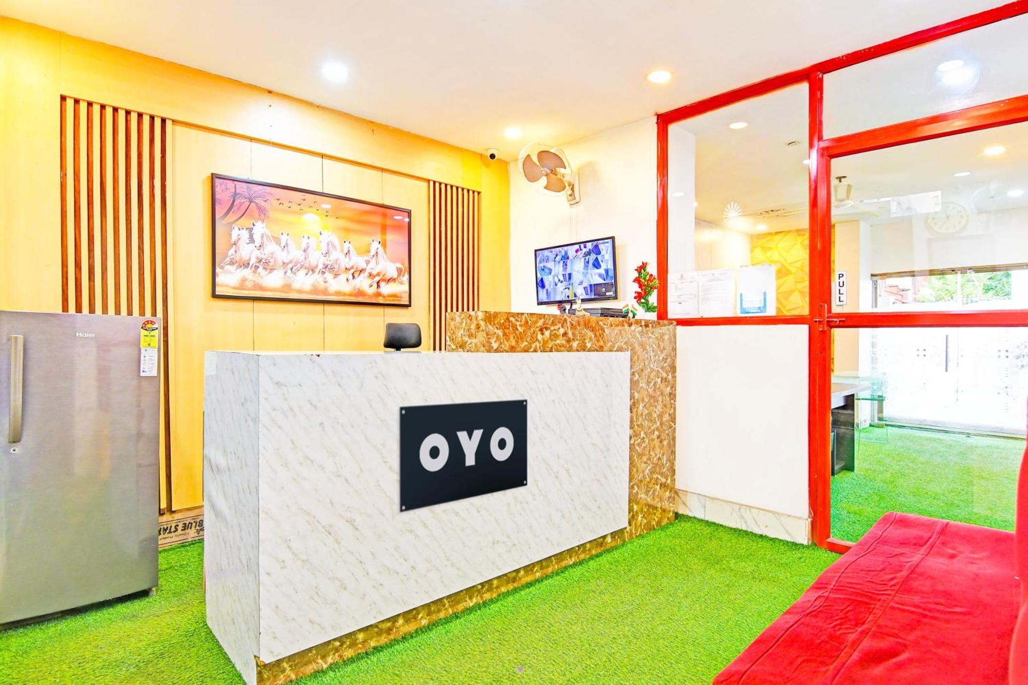 Super Hotel O Ruby Near Acropolis Mall Calcutta Exteriör bild