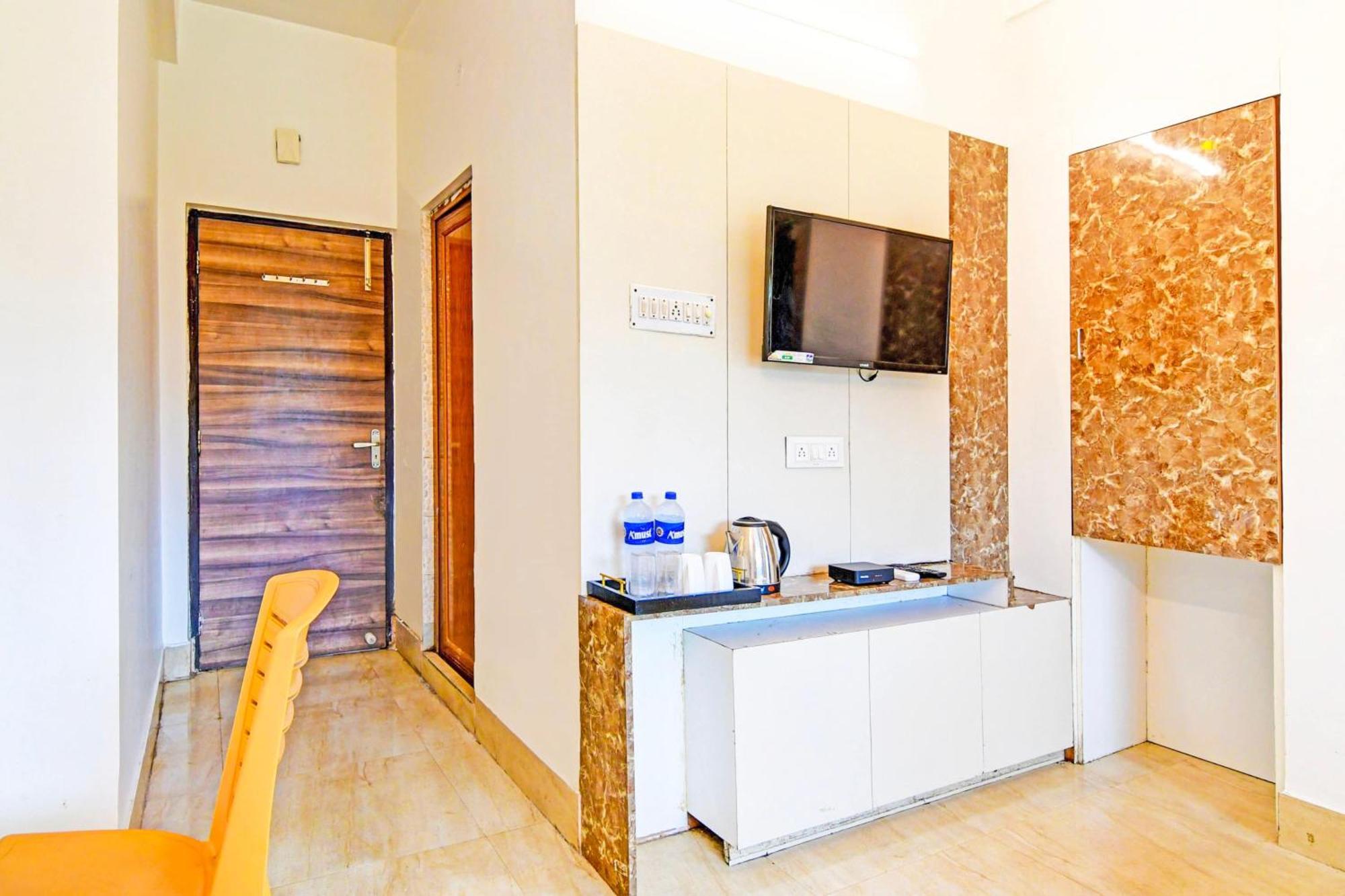Super Hotel O Ruby Near Acropolis Mall Calcutta Exteriör bild