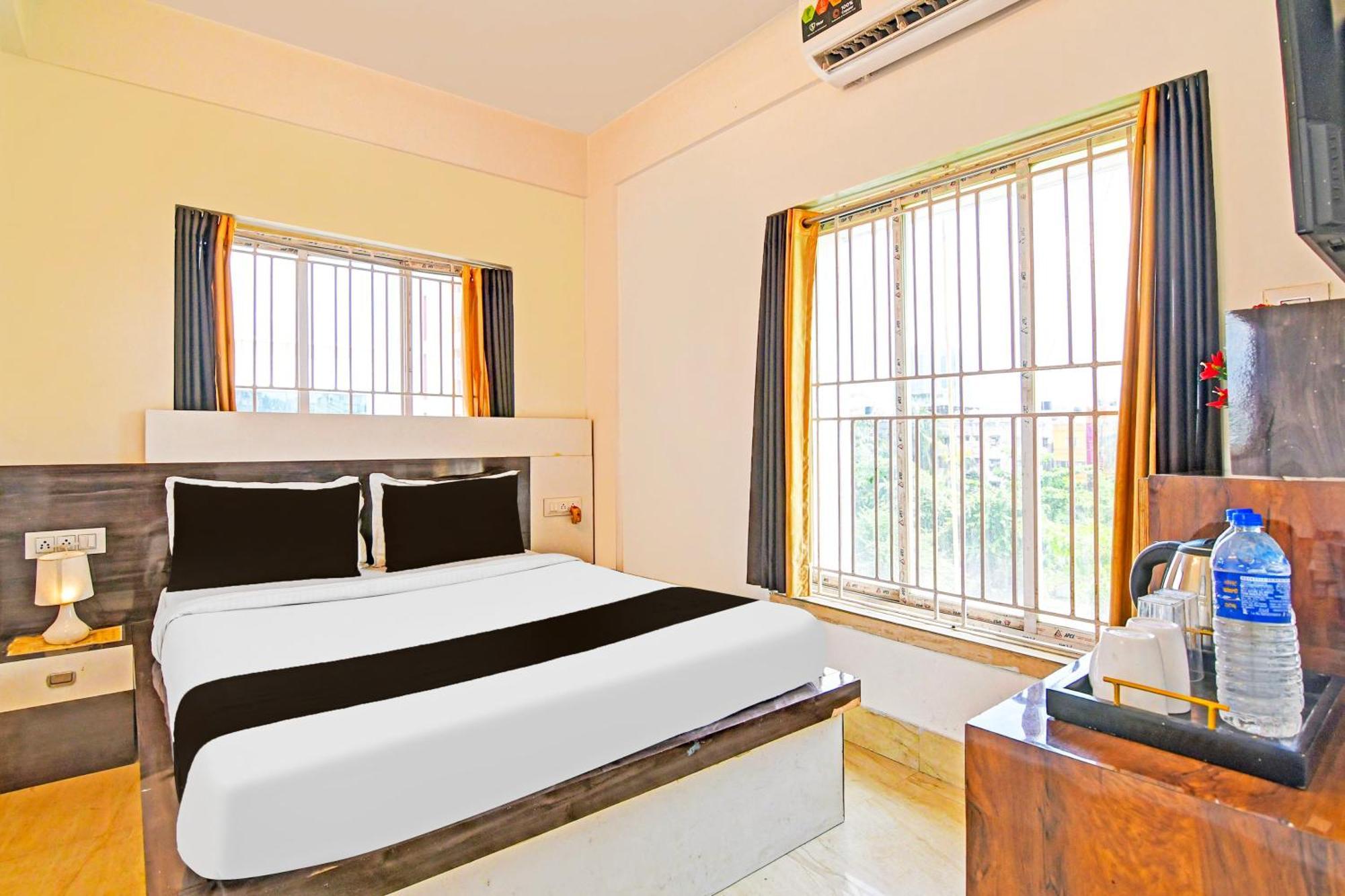 Super Hotel O Ruby Near Acropolis Mall Calcutta Exteriör bild